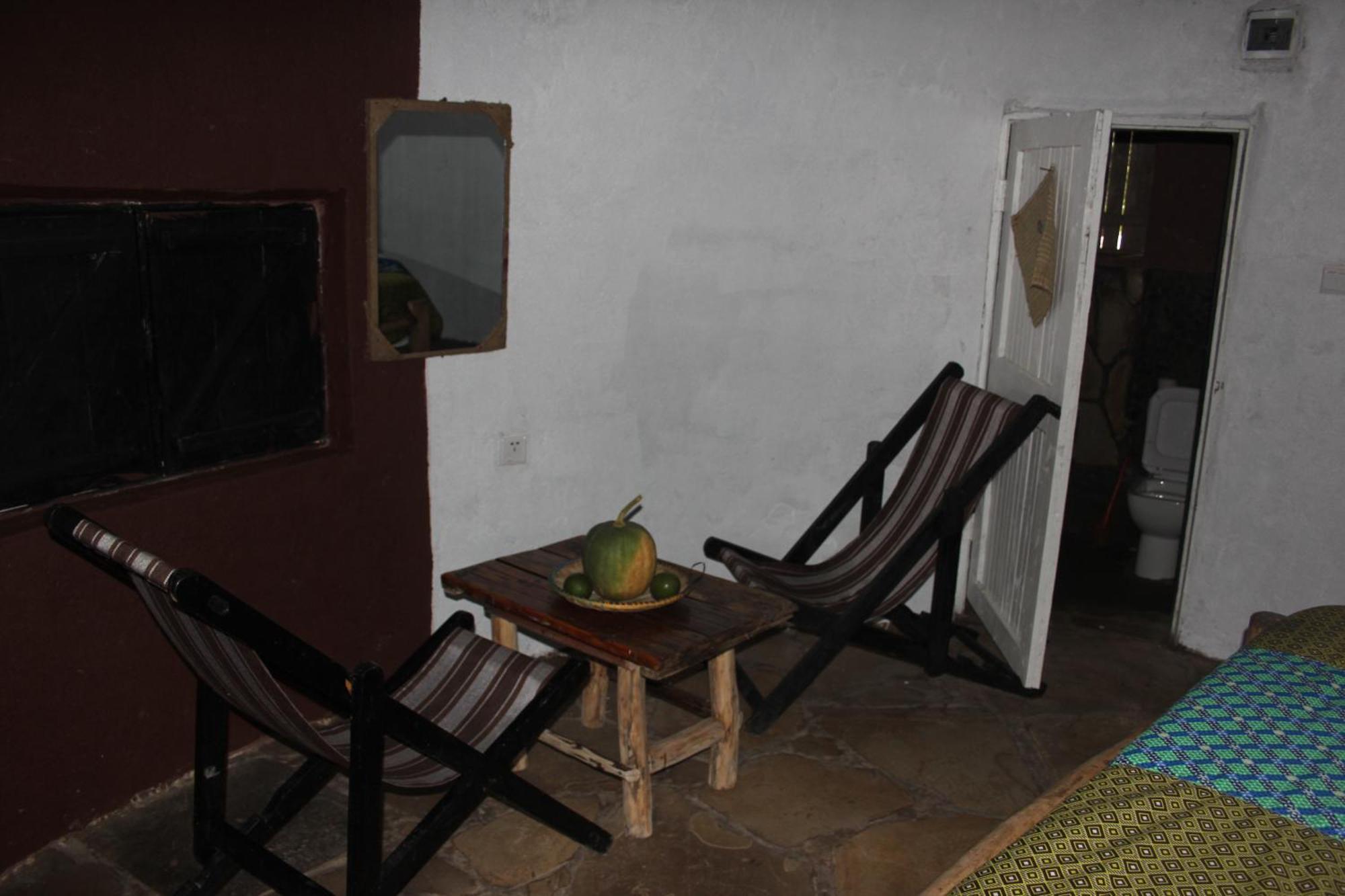 Red Rocks Rwanda - Campsite & Guesthouse Nyakinama Екстер'єр фото