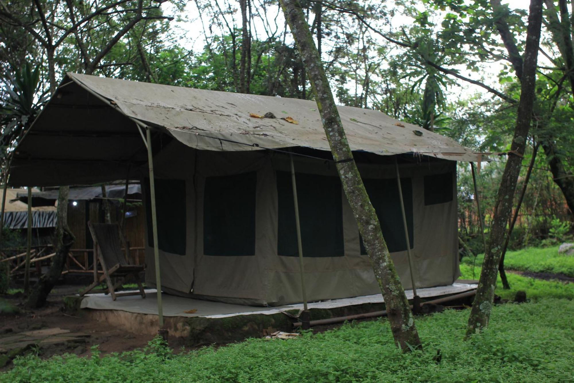 Red Rocks Rwanda - Campsite & Guesthouse Nyakinama Екстер'єр фото