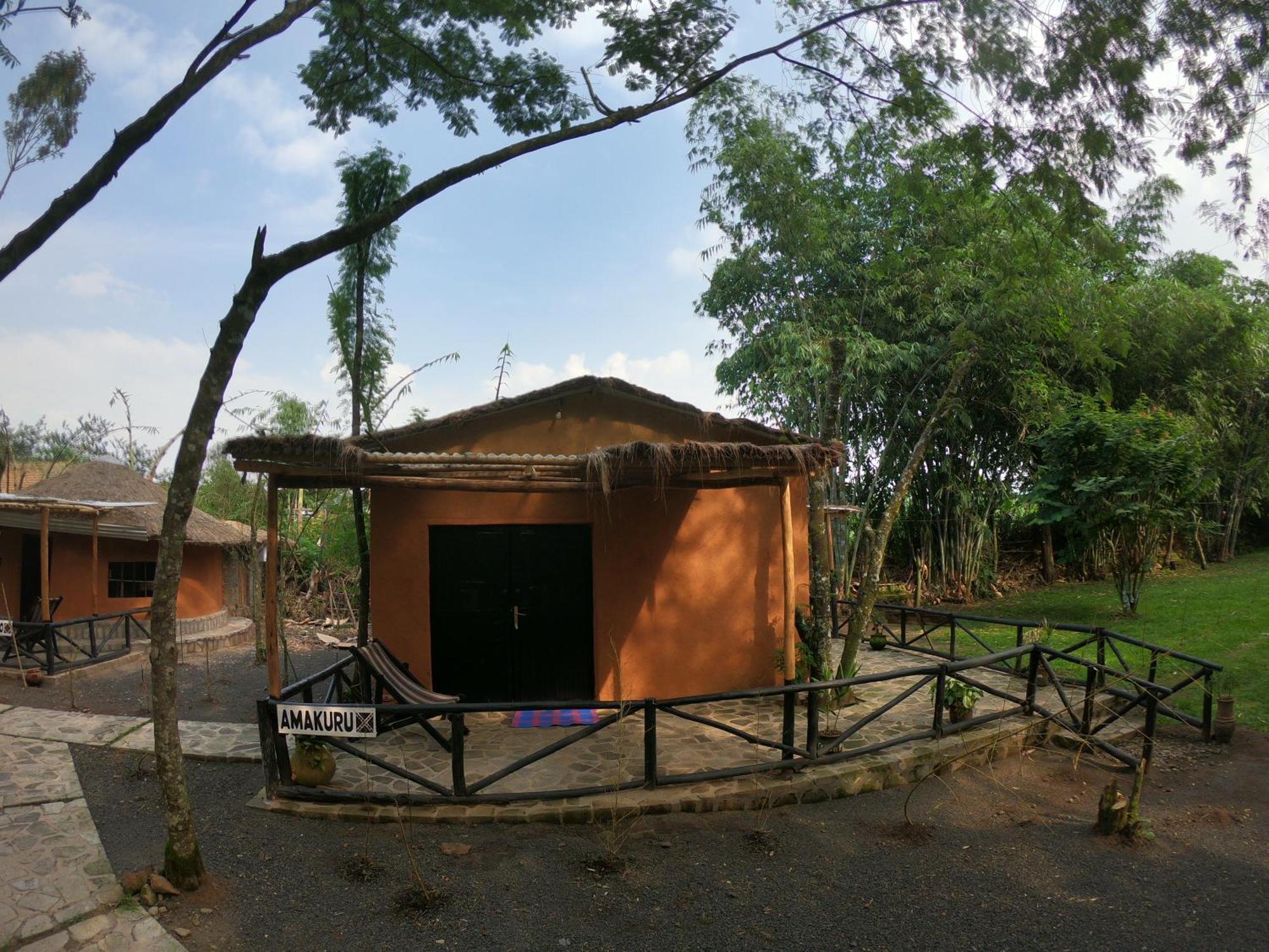 Red Rocks Rwanda - Campsite & Guesthouse Nyakinama Екстер'єр фото