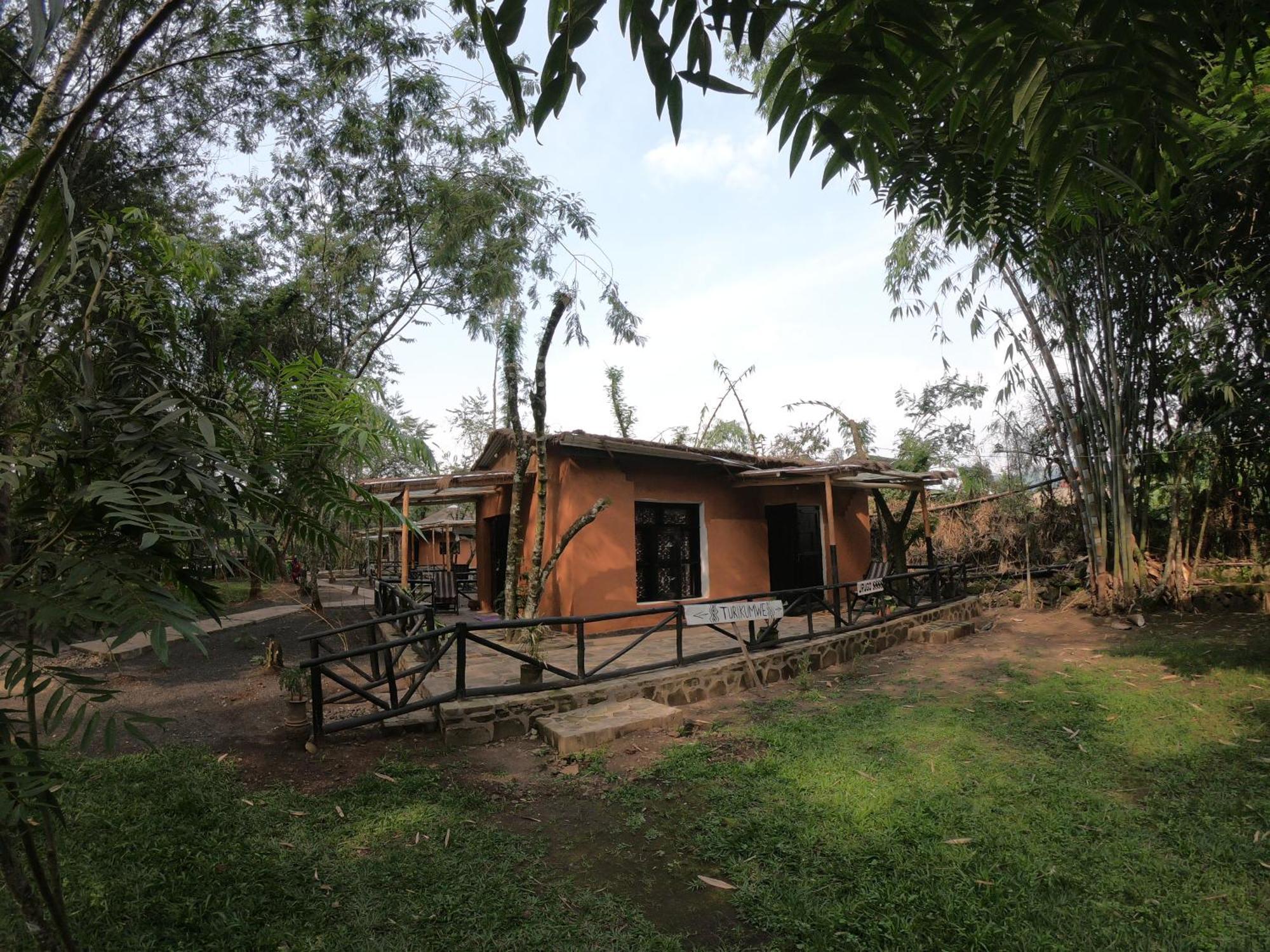 Red Rocks Rwanda - Campsite & Guesthouse Nyakinama Екстер'єр фото
