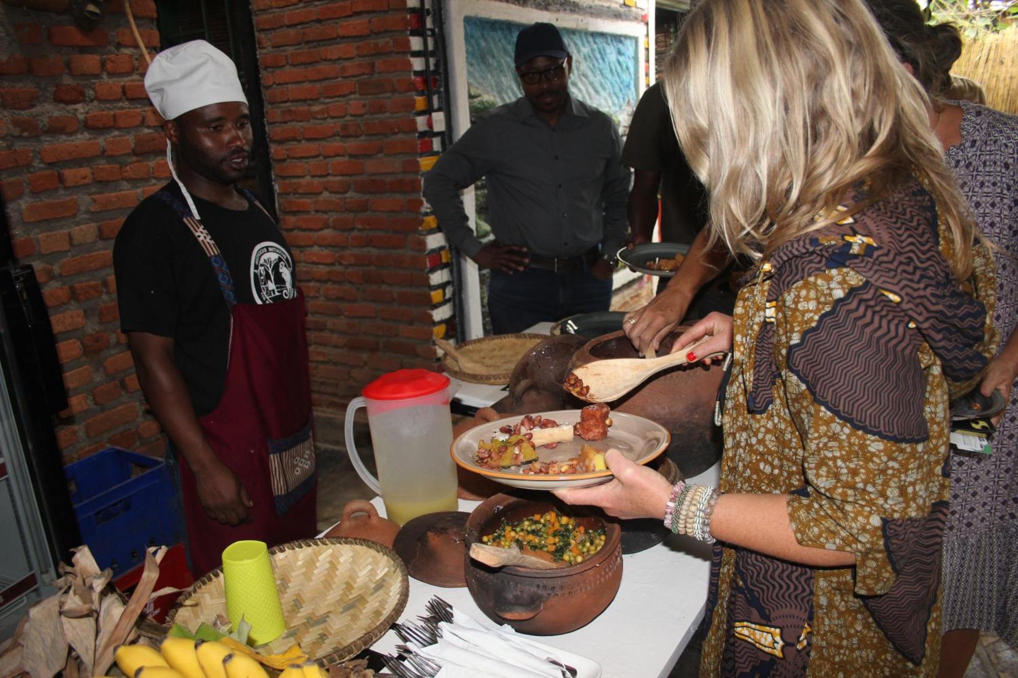 Red Rocks Rwanda - Campsite & Guesthouse Nyakinama Екстер'єр фото