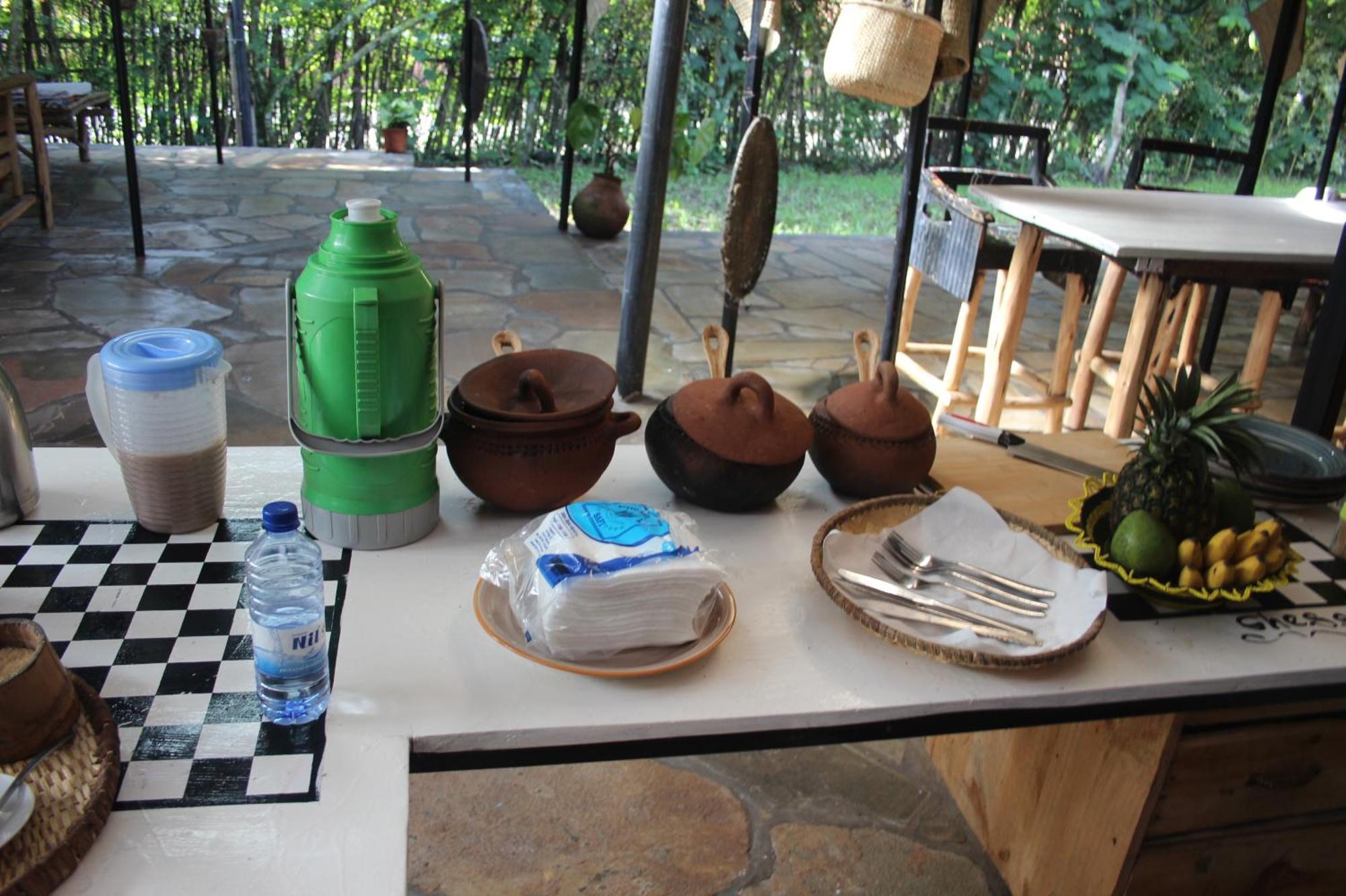 Red Rocks Rwanda - Campsite & Guesthouse Nyakinama Екстер'єр фото